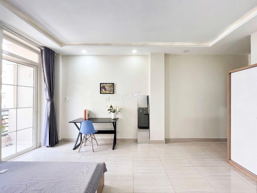 STUDIO TÔ HIẾN THÀNH Q10 – FULL NT, BAN CÔNG RIÊNG, GẦN ĐH BÁCH KHOA