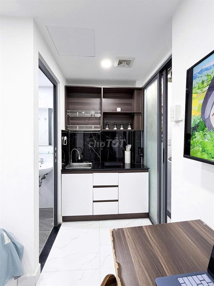 STUDIO MÁY GIẶT RIÊNG - TIVI THÔNG MINH NGAY ĐH HUTECH, HỒNG BÀNG BT