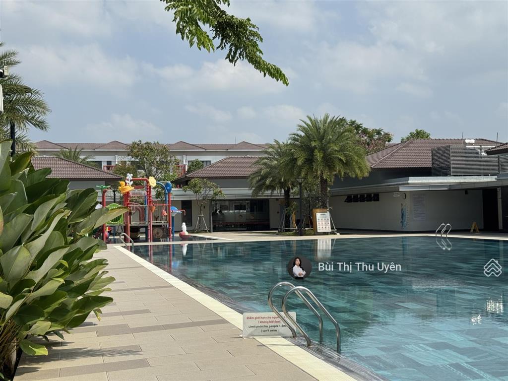 Căn liên kế 3 tầng 100m2 chỉ 3,3 tỷ  sổ hồng sẵn