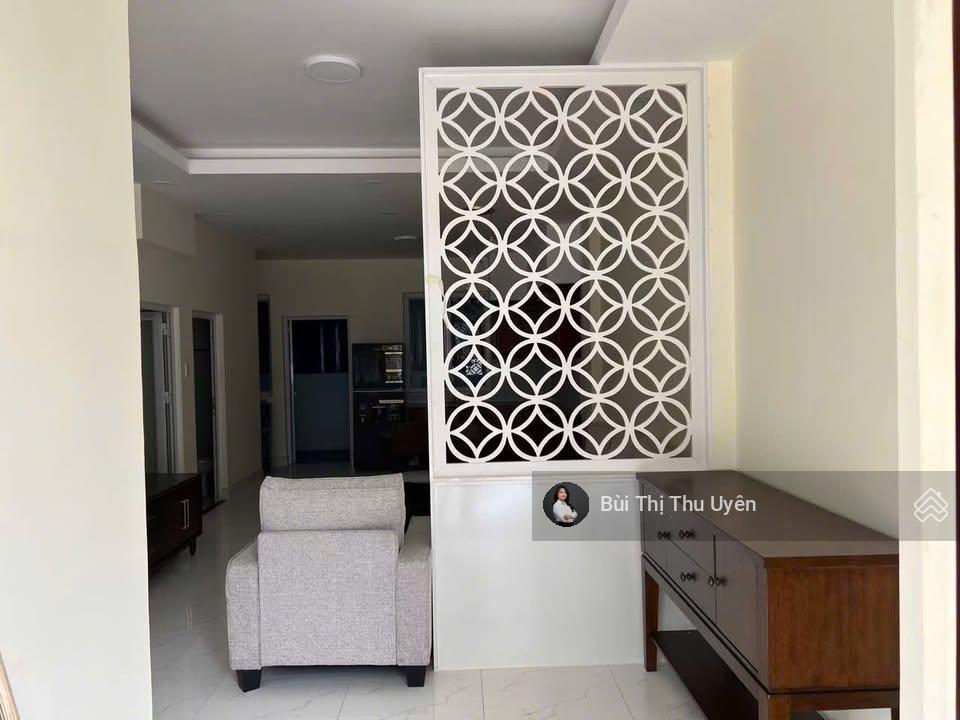 Chủ cần bán nhà 3 tầng full nội thất sổ hồng sẵn tại sun casa hòa phú
