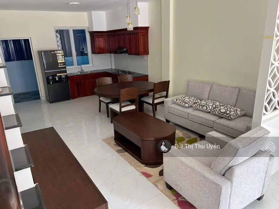 Chủ cần bán nhà 3 tầng full nội thất sổ hồng sẵn tại sun casa hòa phú