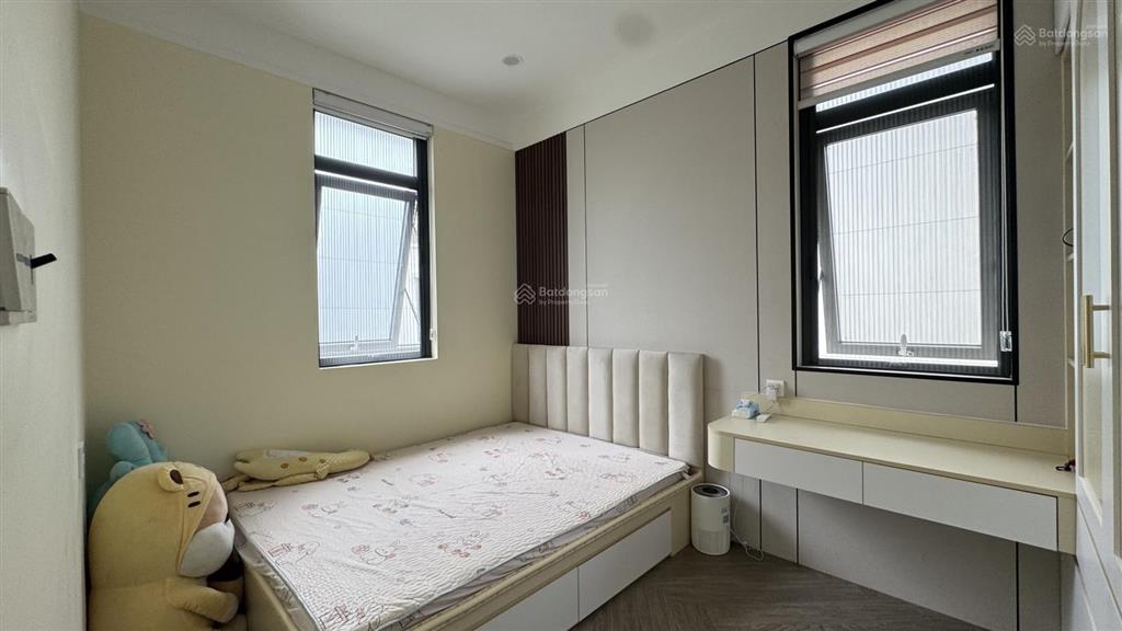 Căn biệt thự đơn lập 250m2 ( ngang 10m ) giá 8,9 tỷ ngay trong kđt cách thành phố mới chỉ 10 phút