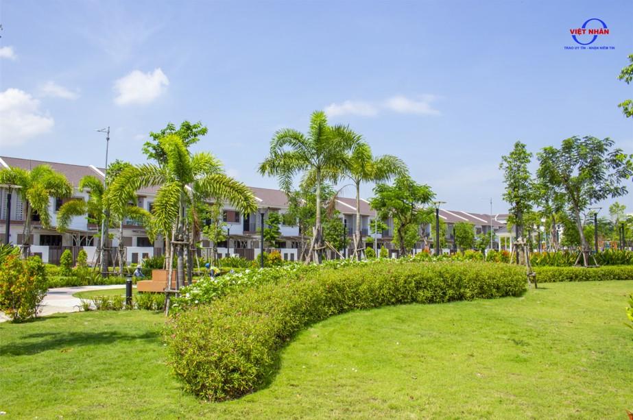 Chủ nhà cần bán gấp  2 tầng sổ hồng sẵn, full giá 2,8x tỷ