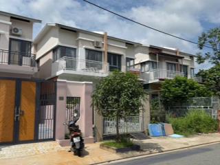 Một căn tứ lập 80m2 giá 1,6 tỷ trong kđt oasis city bến cát  sổ hồng riêng  hỗ trợ vay