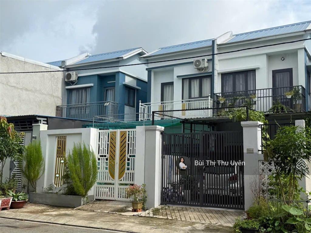 Một căn tứ lập 80m2 giá 1,6 tỷ trong kđt oasis city bến cát
