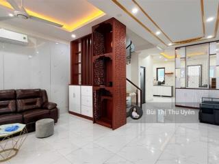 Một căn liên kế 1 trệt 2 lầu dành cho khách hàng đang tìm kiếm căn nhà full nội thất vào ở ngay