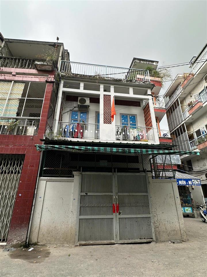 Vị trí có 1 0 2! hẻm 6m võ thị sáu q3, 5.4 x 12.5m  cn 65m2  tiện xây mới 5 tầng, chỉ 18 tỷ