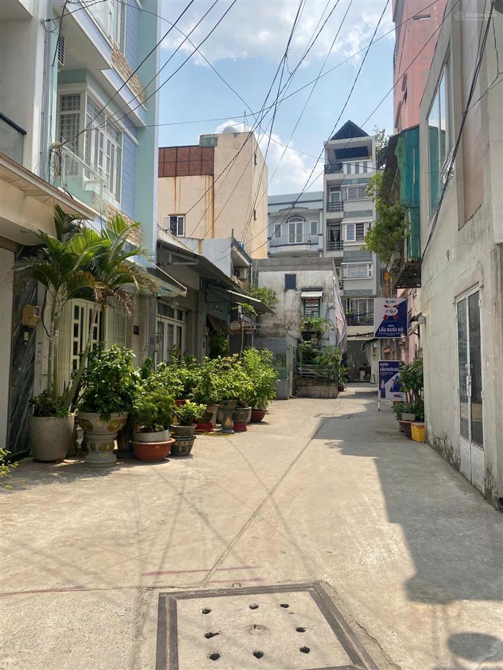 Nhà đẹp 4pn vô ở liền! cầm bá thước khu phan xích long pn, 5,2x10m  cn 49m2  5 tầng, chỉ 13 tỷ