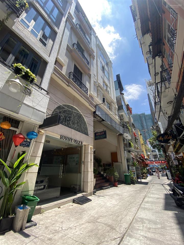 Tòa apartment hotel cao cấp trần hưng đạo q1, 7 x 20.5m  cn 168m2  7 tầng  150 triệu, chỉ 75 tỷ