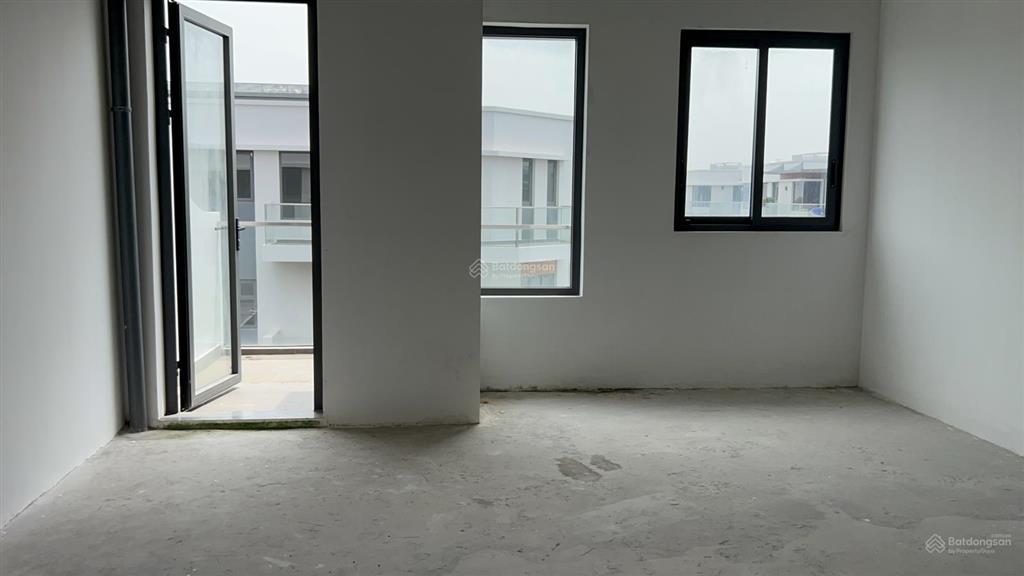 Bán nhà thô 5x15m, giá 8tỷ3 kdc lovera premier  khang điền bình chánh