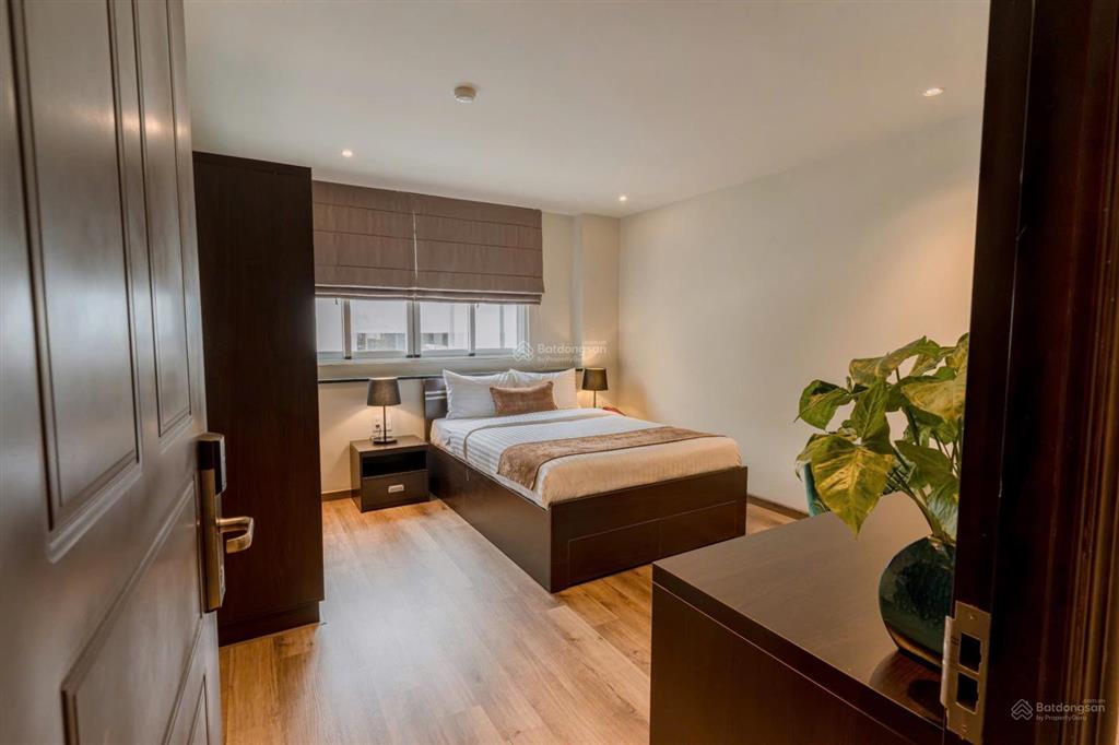 Em bán khách sạn  chdv phan khiêm ích quận 7 hồ chí minh
