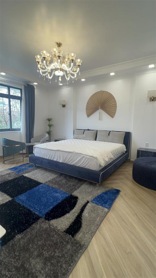 Em bán biệt thự góc đường số 09 (30m) + đường 18 (12m) lề 7,5 kdc khang điền bình chánh
