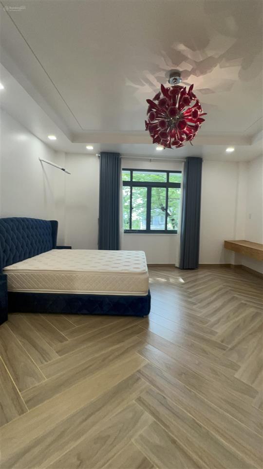 Em bán biệt thự góc đường số 09 (30m) + đường 18 (12m) lề 7,5 kdc khang điền bình chánh