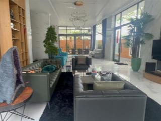 Em bán biệt thự góc đường số 09 (30m) + đường 18 (12m) lề 7,5 kdc khang điền bình chánh