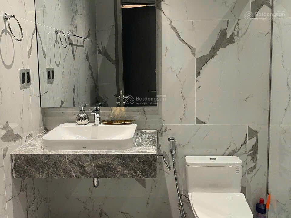 Em cho thuê villa mỹ thái công viên phú mỹ hưng quận 7 hồ chí minh