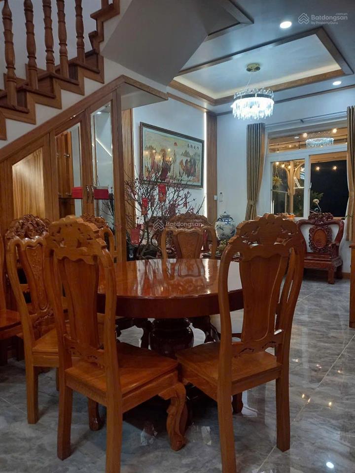 Em bán nhà phố kdc loverpark khang điền bình chánh full nội thất gỗ 8 tỷ