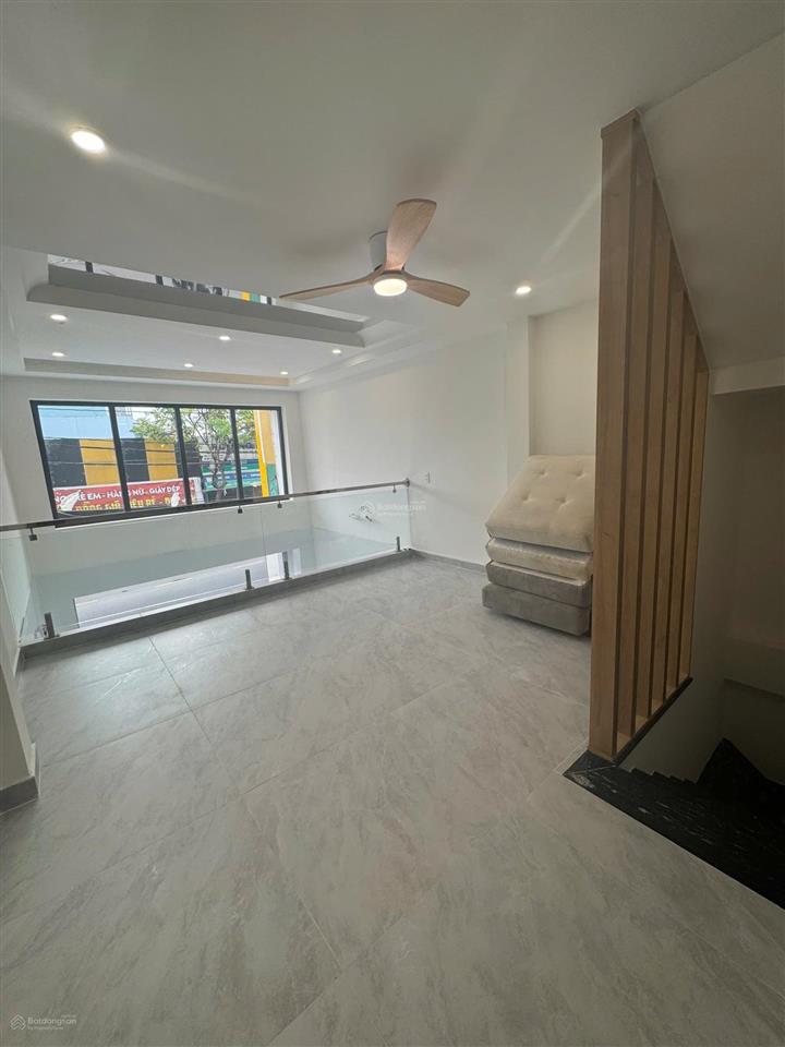 Bán căn góc lâm văn bền và nguyễn thị thập quận 7