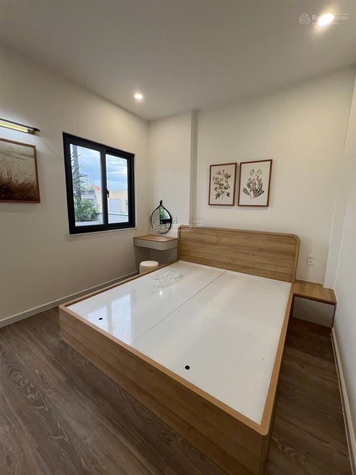 Bán căn góc lâm văn bền và nguyễn thị thập quận 7