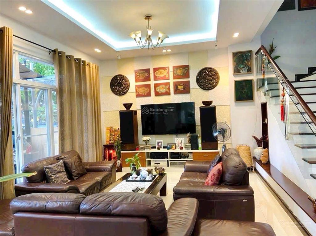 Em bán villa mỹ thái 3 góc công viên phú mỹ hưng