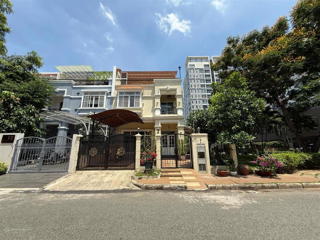 Em bán villa mỹ thái 3 góc công viên phú mỹ hưng