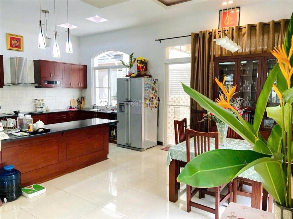 Em bán villa mỹ thái 3 góc công viên phú mỹ hưng