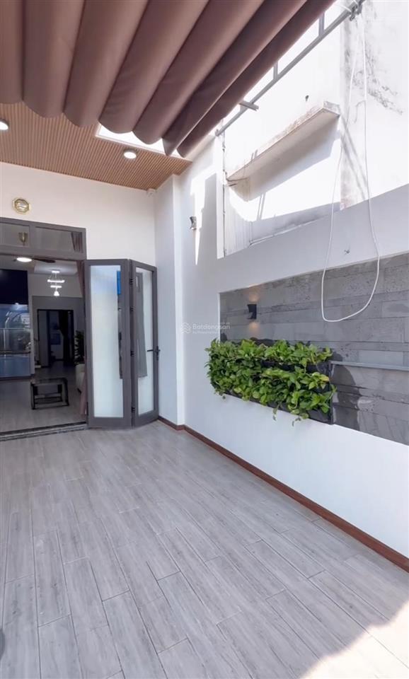 Nhà đặng huy trứ đường 7m5 gần biển