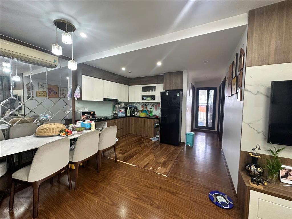Chính chủ gửi bán căn hộ chung cư full đồ dtich 95m2 3pn, 2wc, chỉ 7,39 tỷ vnd tại hà nội homeland,