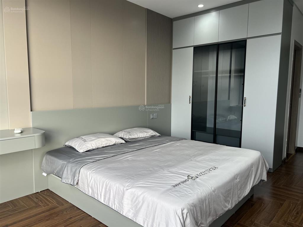 Cần bán gấp giảm chào tiếp 850tr chính chủ bán cc khai sơn, còn 9,85 tỷ, 120m2,3pn,3wc full đồ