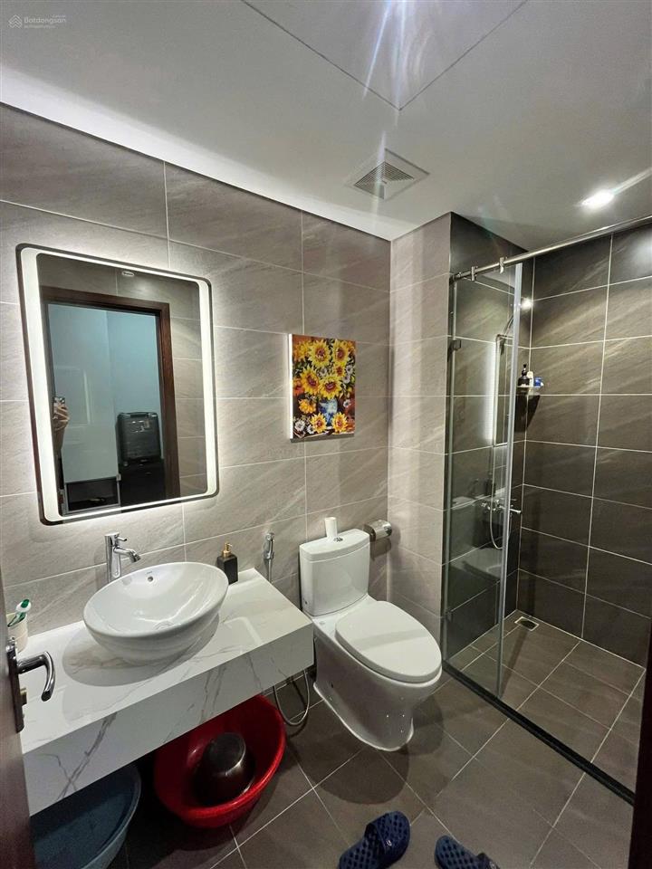 Chính chủ bán căn hộ 3pn, 2wc tại bình minh garden, 7,099 tỷ, 93m2, hướng đn mát đủ đồ về ở luôn