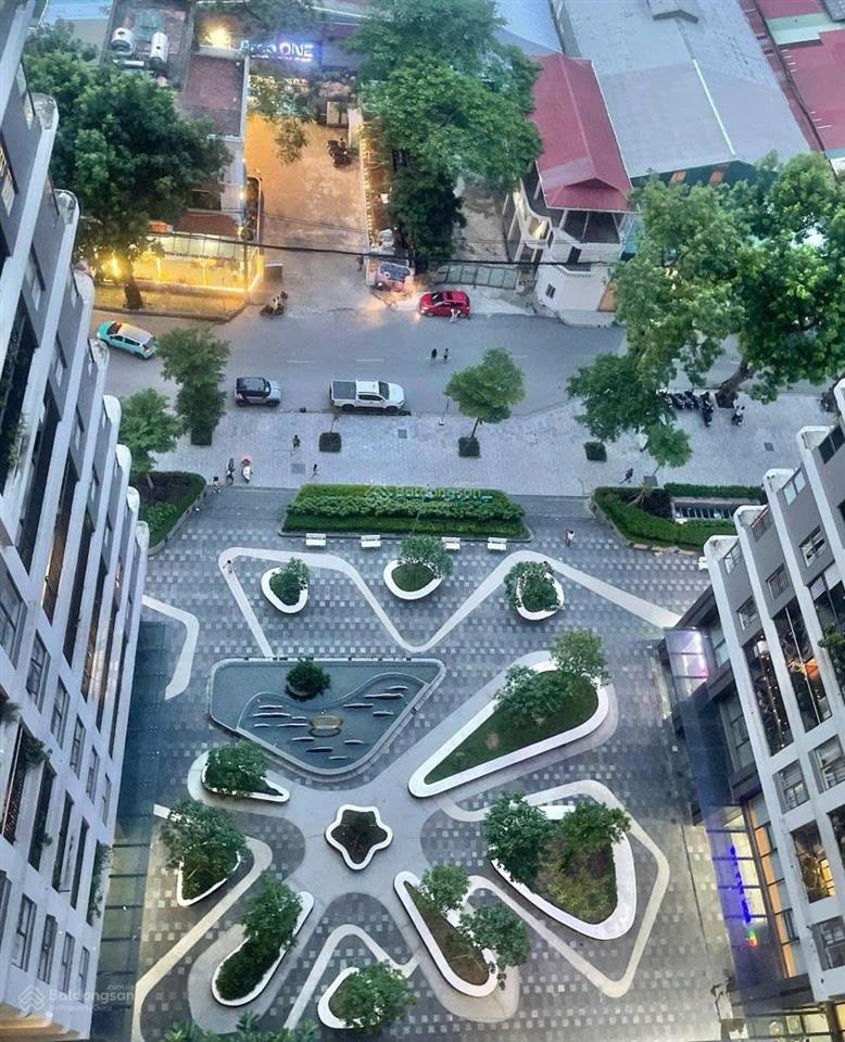 Chính chủ bán căn hộ 3pn, 2wc tại bình minh garden, 7,099 tỷ, 93m2, hướng đn mát đủ đồ về ở luôn