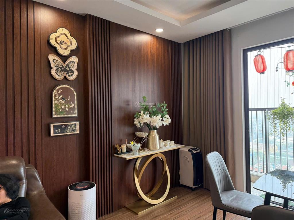 Chính chủ bán căn hộ 3pn, 2wc tại bình minh garden, 7,099 tỷ, 93m2, hướng đn mát đủ đồ về ở luôn