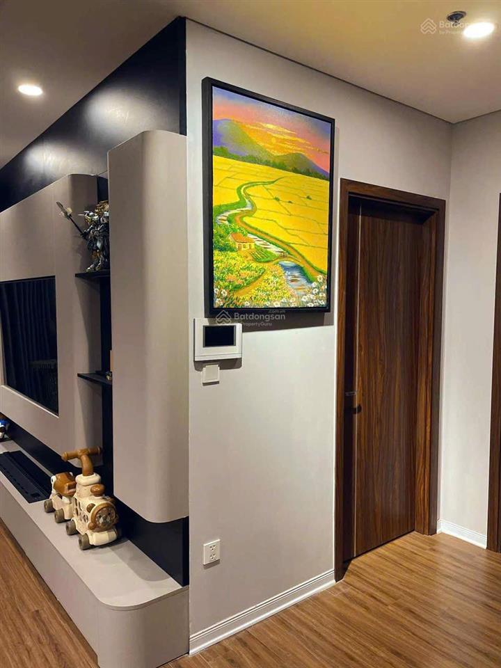 Bán gấp chỉ 7,599 tỷ, 105m2 căn góc 3pn + 2wc full đồ tại bình minh garden, đức giang, long biên,