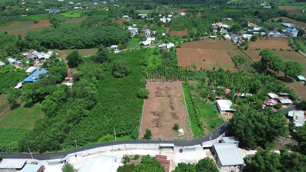 Ngộp bán mảnh đất sào đẹp thổ cư, gần ngã 6 cây me đá bạc
