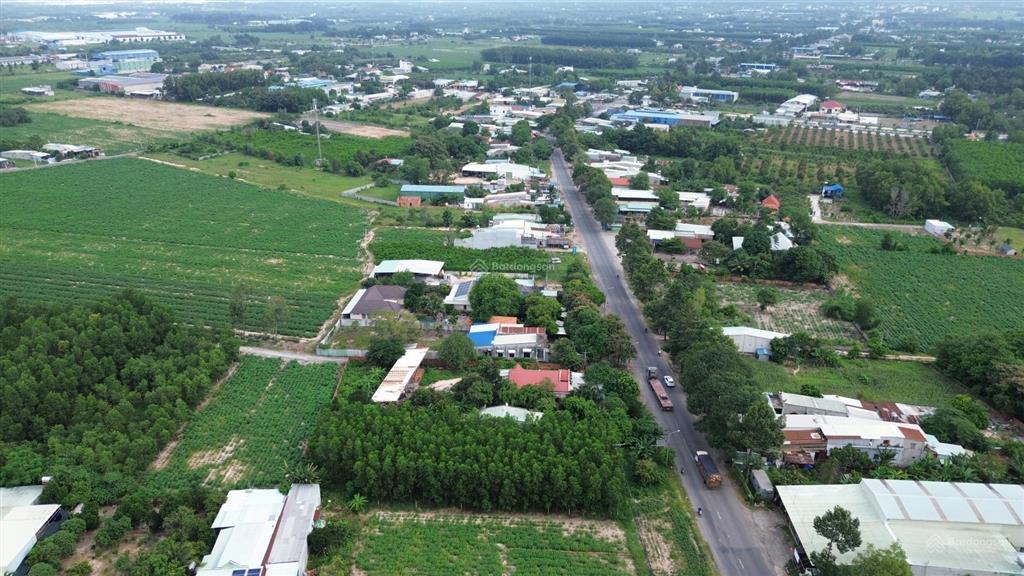 Bán 1384m2 đất mặt đường hắc dịch  tóc tiên, có 500m2 thổ cư