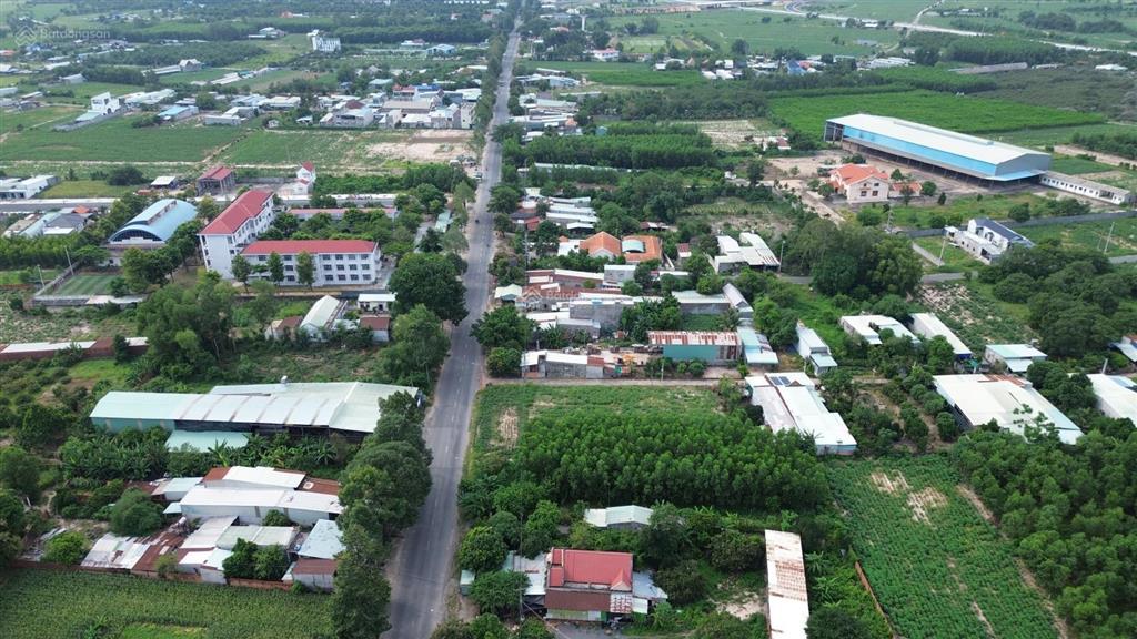 Bán 1384m2 đất mặt đường hắc dịch  tóc tiên, có 500m2 thổ cư