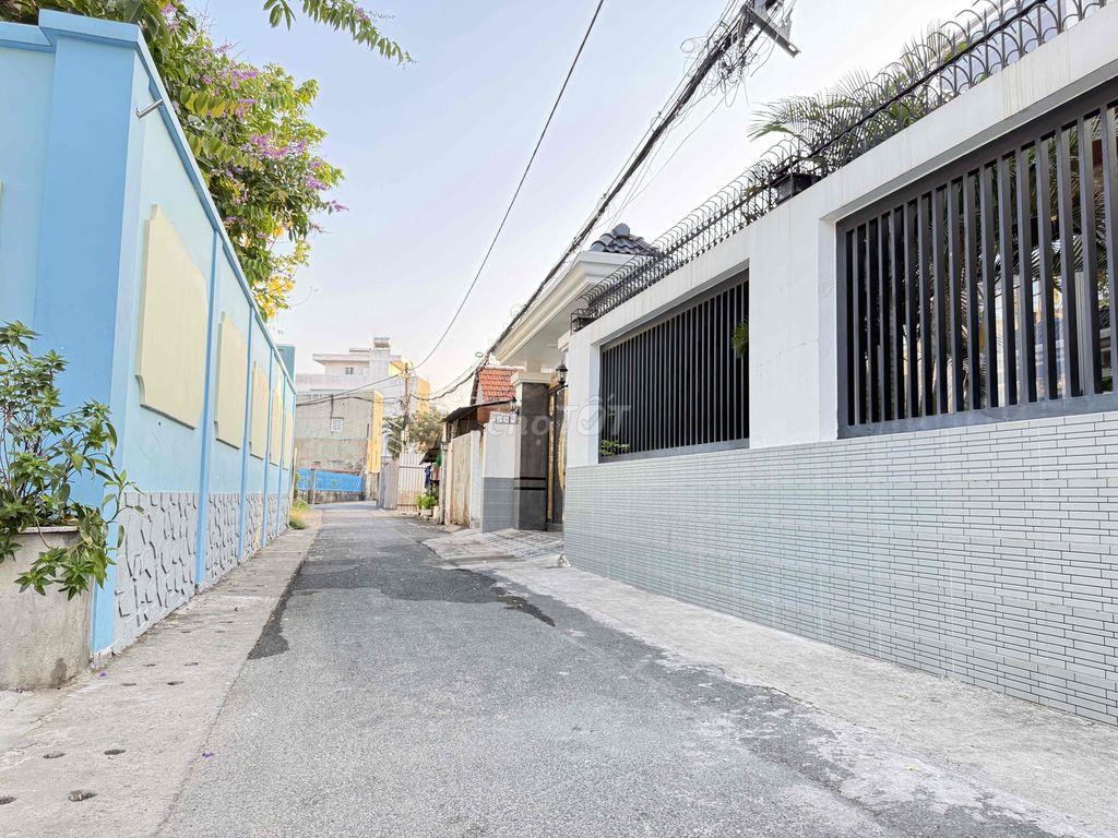 Bán Đất HxH Đường 11 Linh Xuân , Thủ Đức , Tp Hồ Chí Minh