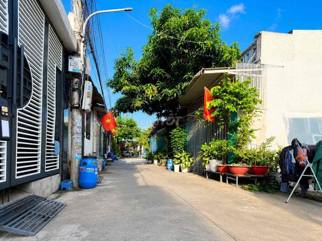Bán Đất Ngang 8M , Ngã 3 Ông Xã Dĩ An , Đường 5M Thông , KDC Hiện Hữu