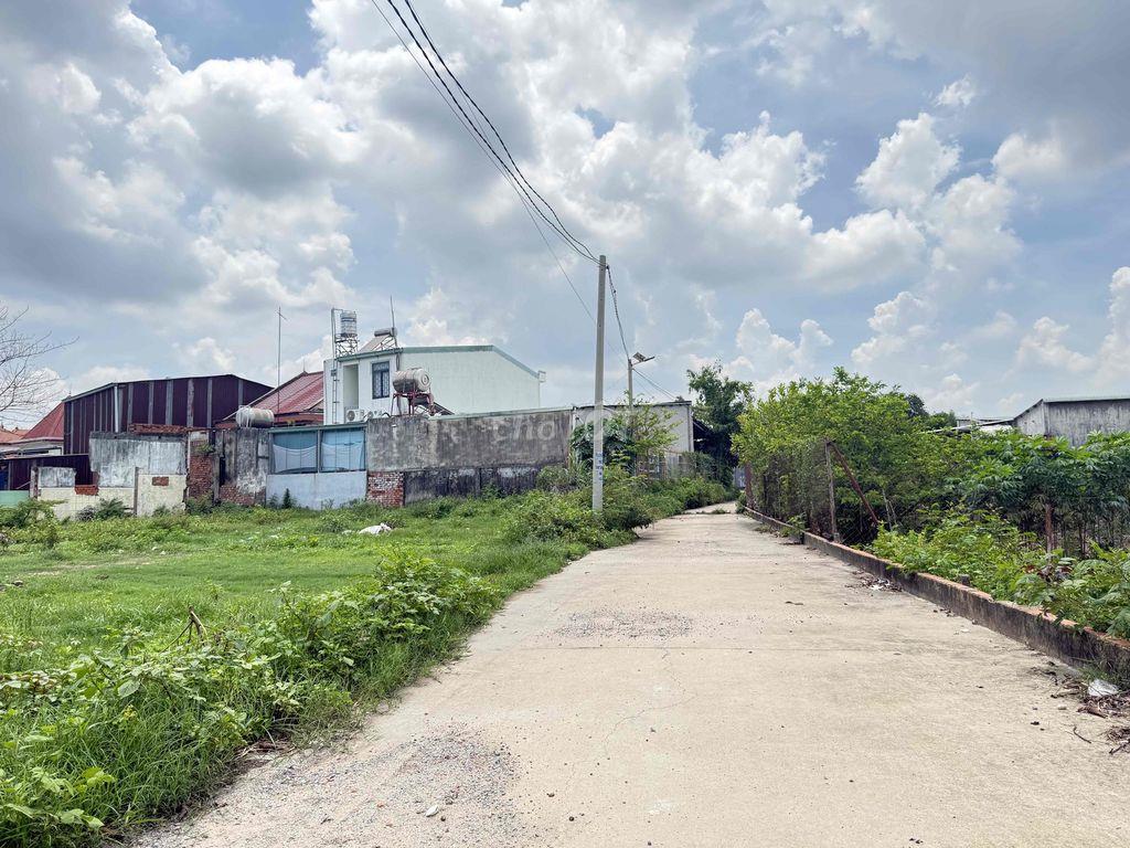 Bán Đất 330m Ngang 11m Sau Chợ Mới Tân Vĩnh Hiệp , Tân Uyên , BD cũ