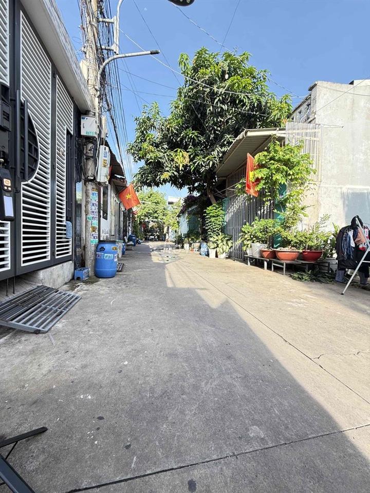 Bán Lô Đất Ngang 8m , Hẻm 5M Khu Dân cư , Gần chợ Ngã 3 Ông Xã , Dĩ An