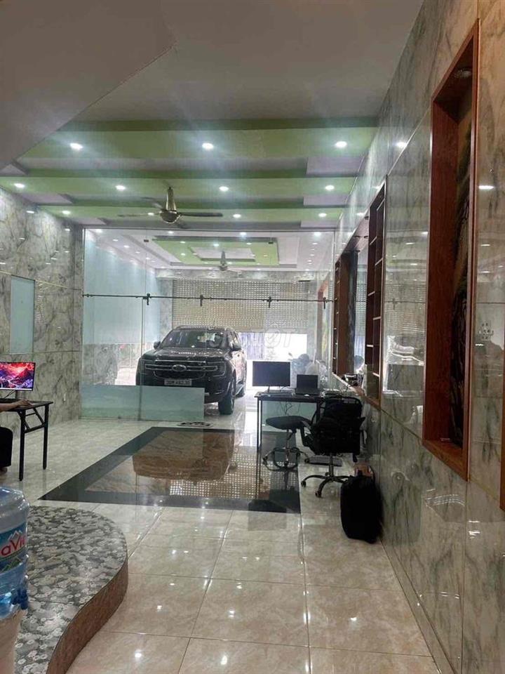 Cho Thuê Nhà 2 Lầu 4pn Trung Tâm Hành Chính Dĩ An , Tiện làm văn Phong