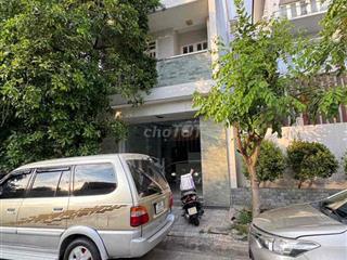 Nhà Cho Thuê 2 Lầu 4 Phòng Ngủ , Trung Tâm Hành Chính Dĩ An