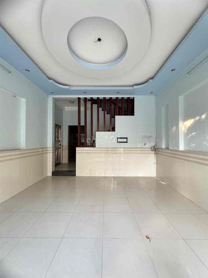 Nhà Cho Thuê 2 Lầu 4 Phòng Ngủ , Trung Tâm Hành Chính Dĩ An