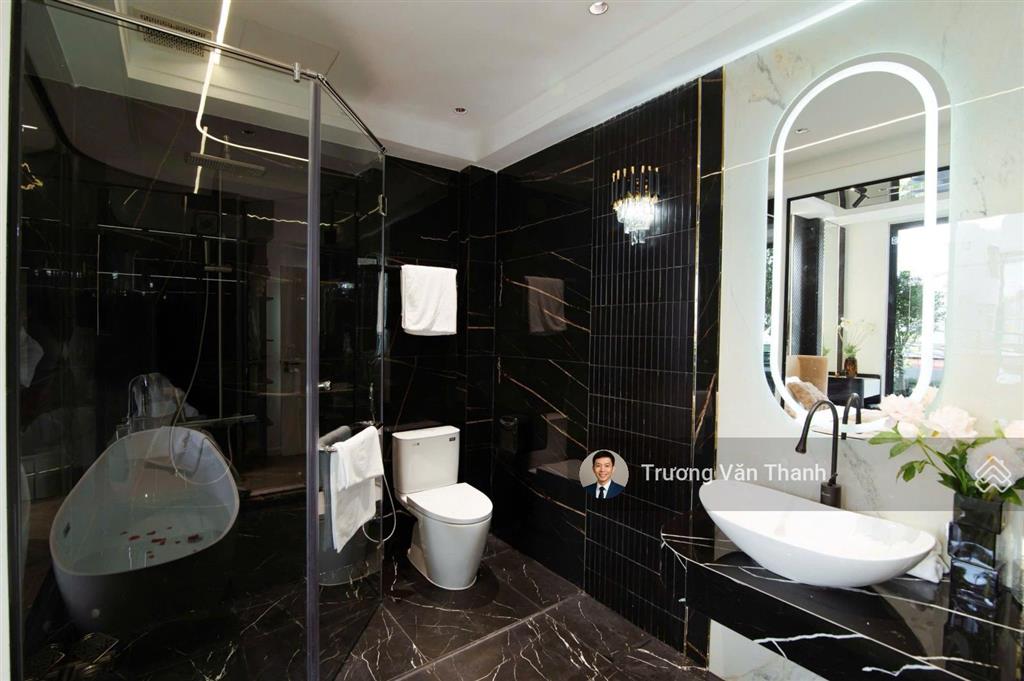 Bán toà căn hộ cao cấp đường hồ nghinh mặt biển mỹ khuê đà nẵng có dòng tiền 245tr/ tháng