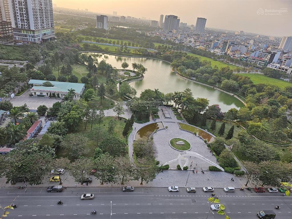 Bán căn cc 3pn, 94m2 toà n03  t1 ngoại giao đoàn, tầng trung view hồ, giá 9.5tỷ.  0936 155 ***