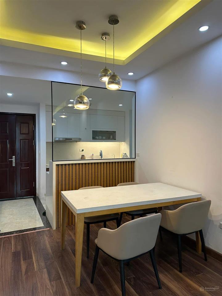 Bán căn cc 3pn, 94m2 toà n03  t1 ngoại giao đoàn, tầng trung view hồ, giá 9.5tỷ.  0936 155 ***