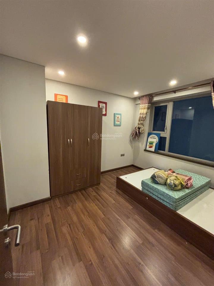 Bán căn 2pn, 68m2 chung cư n04 khu ngoại giao đoàn, tầng trung, ban công nam, giá 7tỷ