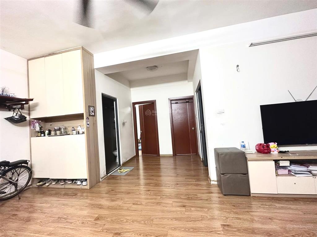 Cho thuê căn hộ chung cư ct36b định công  hn. dt 70m², 2pn, 2vs. giá 10tr.  0929 389 ***