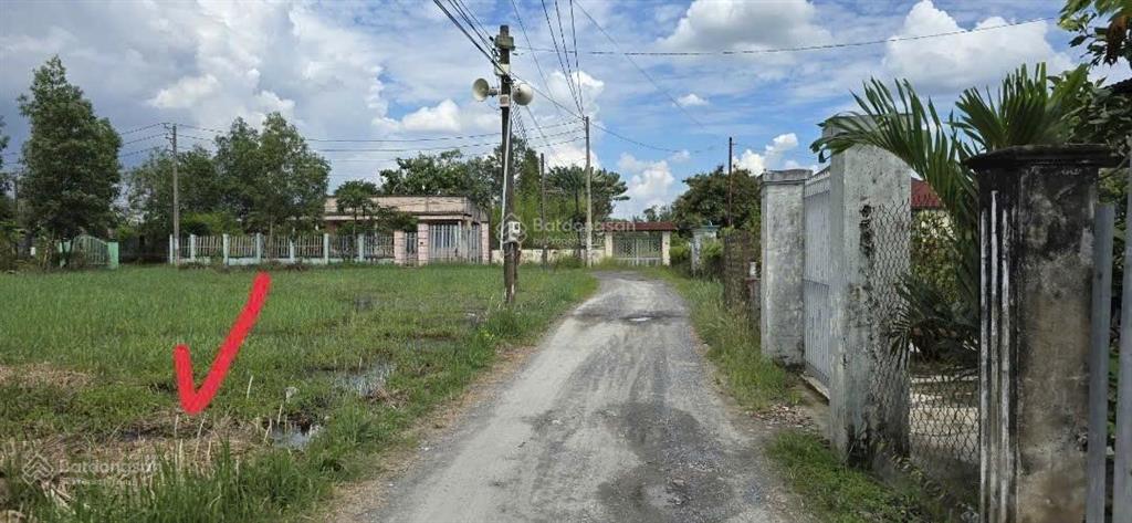 1.186m2 khu nhà vườn đẹp gần đường vành đai 3, cao tốc. đường ô tô. giá 2.5tr/m2 (xung quanh 3tr/m)