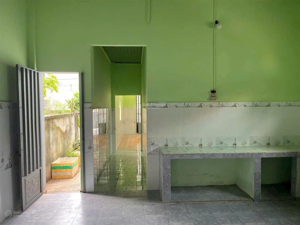 Nhà gác mới xây xã phú đông 99m2, 2 mặt tiền gần phà cát lái q2, hẻm ô tô, giá 2.1 tỷ, sổ riêng