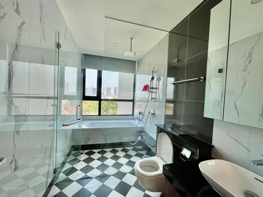 Bán nhanh căn 3 phòng ngủ  giá tốt trong khu vực chỉ 30 tỷ  đang có sẵn hợp đồng thuê